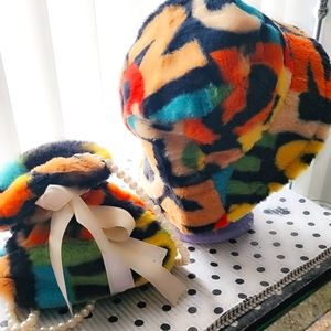 Fall bucket hat and shoulder bag!